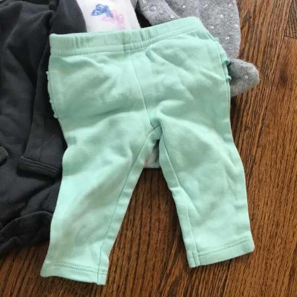 Carters Newborn bundle - Picture 8 of 8